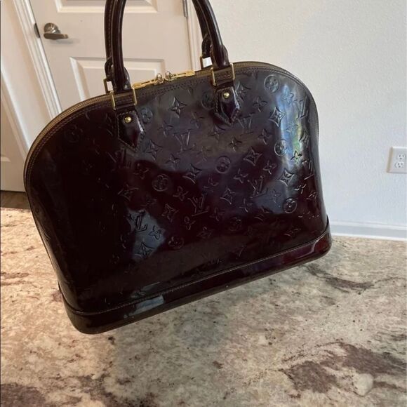 Louis Vuitton Alma GM - Picture 5 of 10